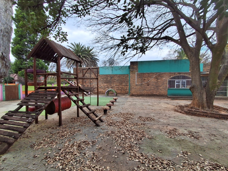 4 Bedroom Property for Sale in Stilfontein Ext 3 North West